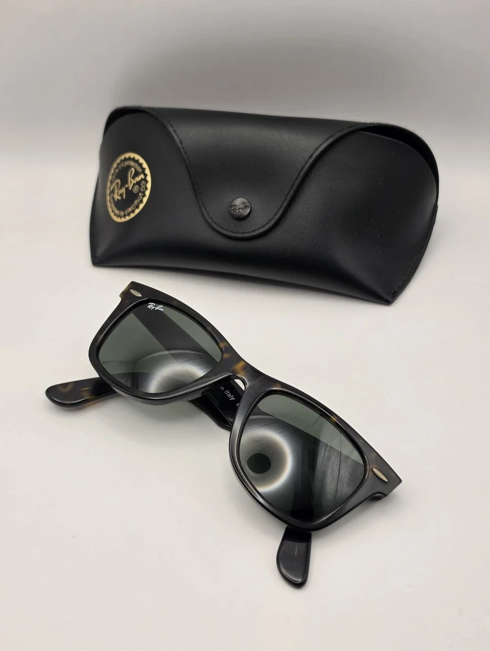 Ray-Ban 2140 50 22 Tortoiseshell Wayfarer Sunglasses with Case